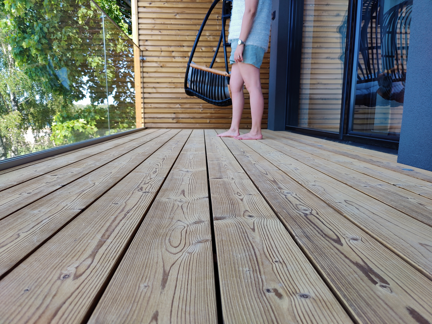 Terassilauta Luna Profix 3 SHP 32x166x4800 harjattu lämpökäsitelty kuusi