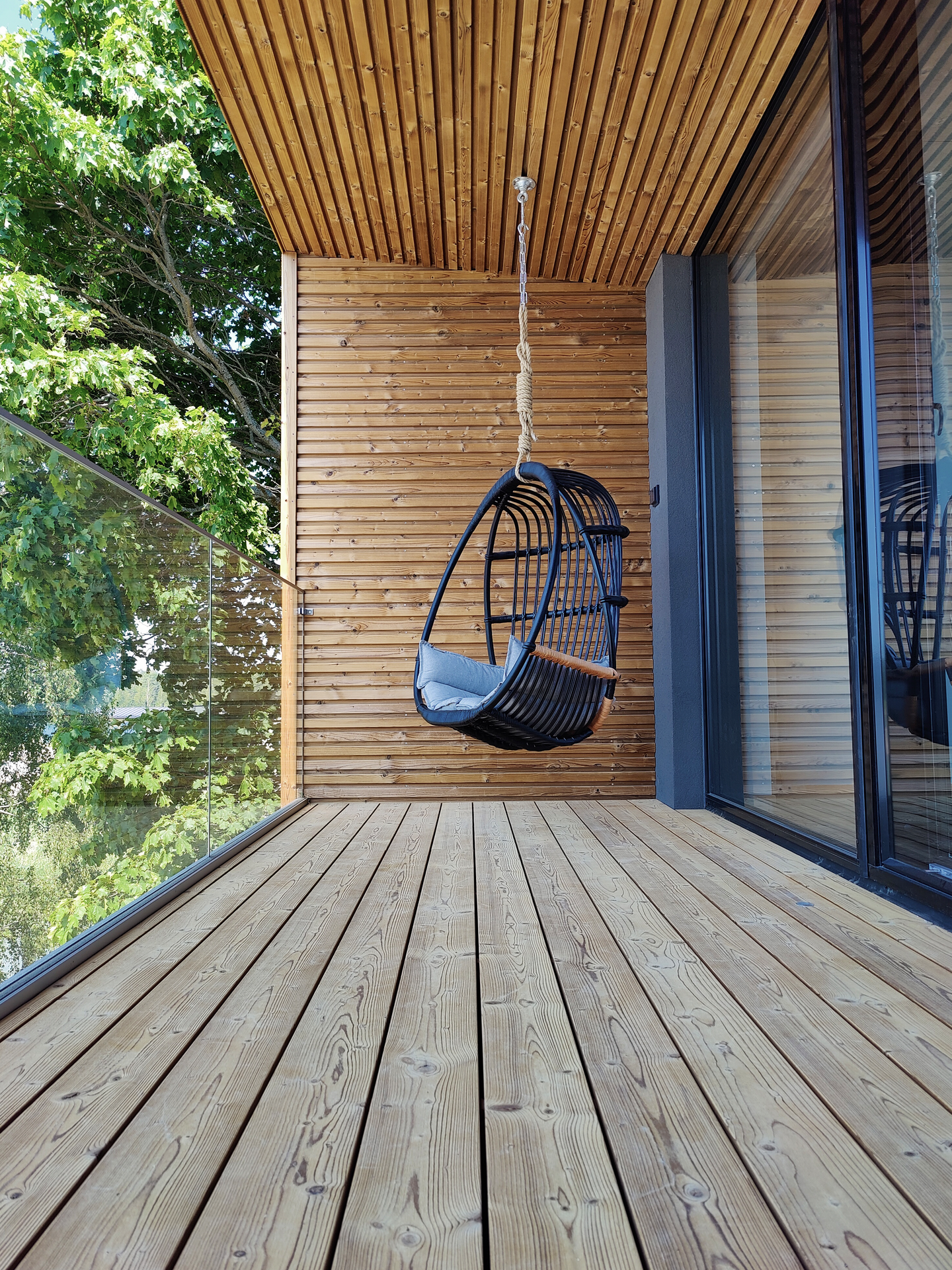 Terassilauta Luna Profix 3 SHP 32x166x4800 harjattu lämpökäsitelty kuusi