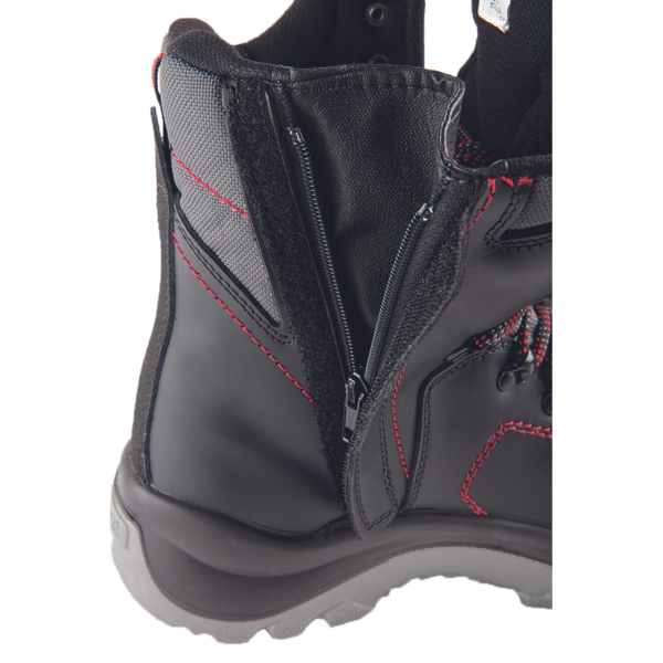 Talviturvamaiharit Cerva stralis musta-punainen