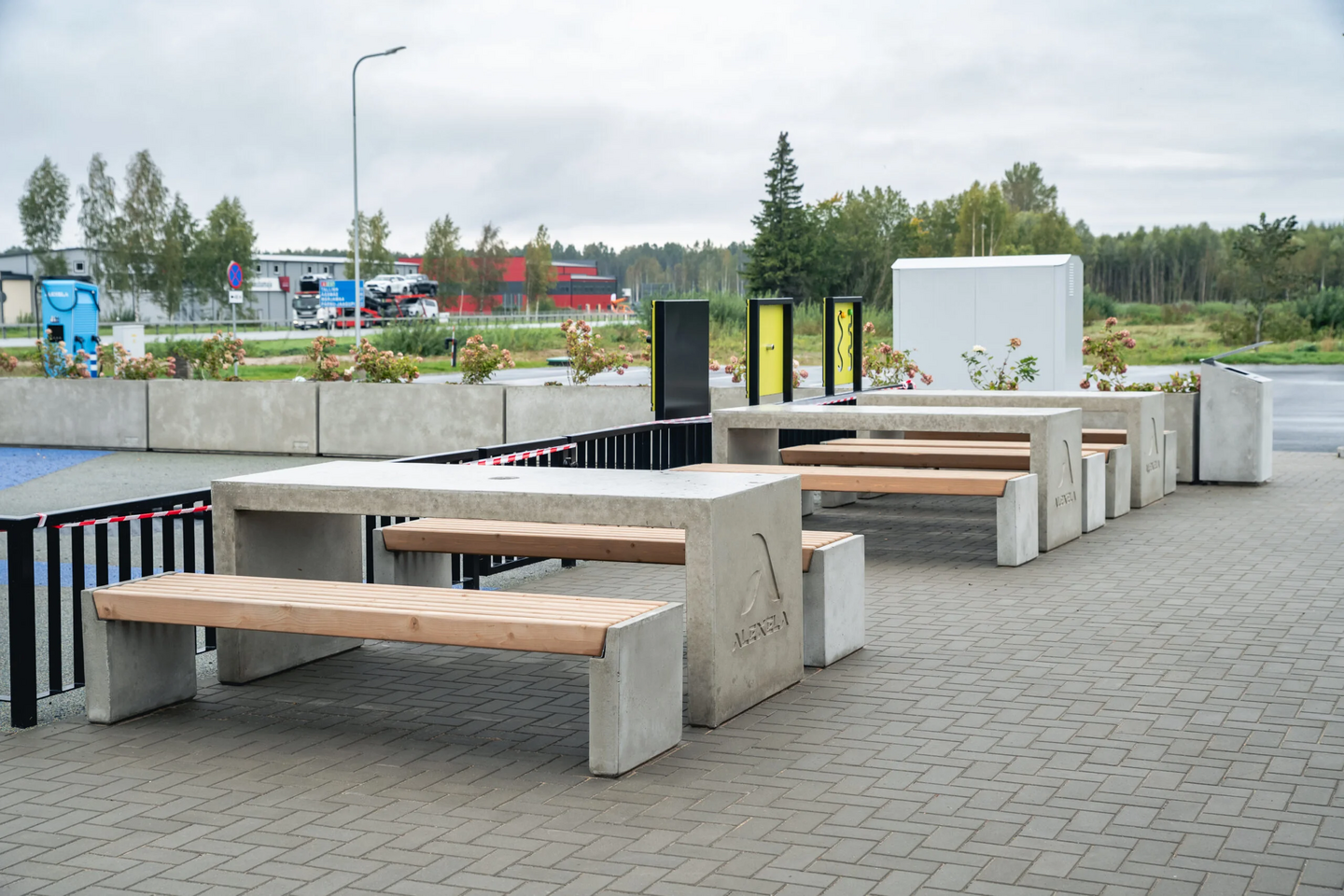 Betonipöytä Leikkiturva KB734 1kpl