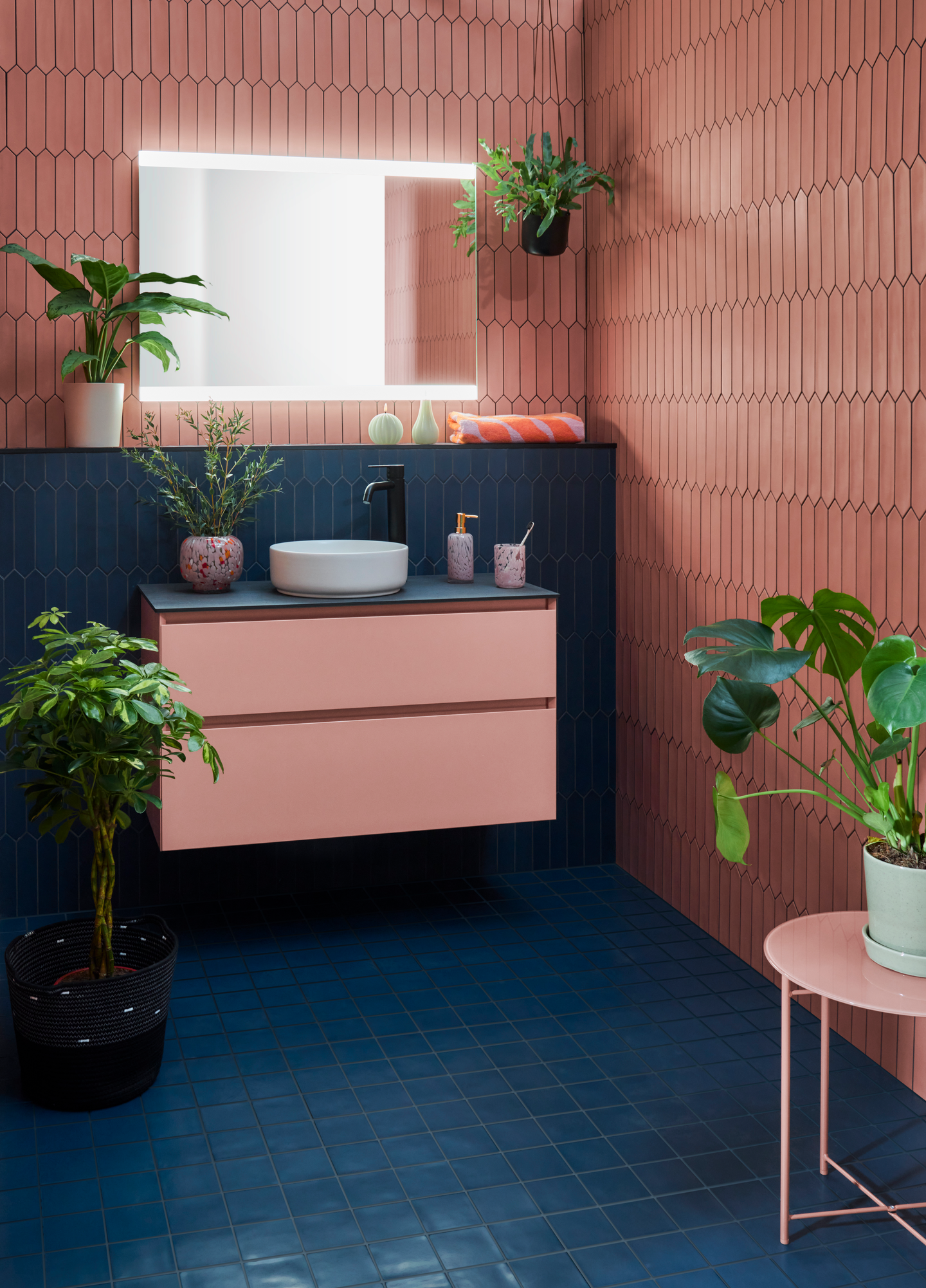 Valopeili Cello Line 99x70cm LED IP44