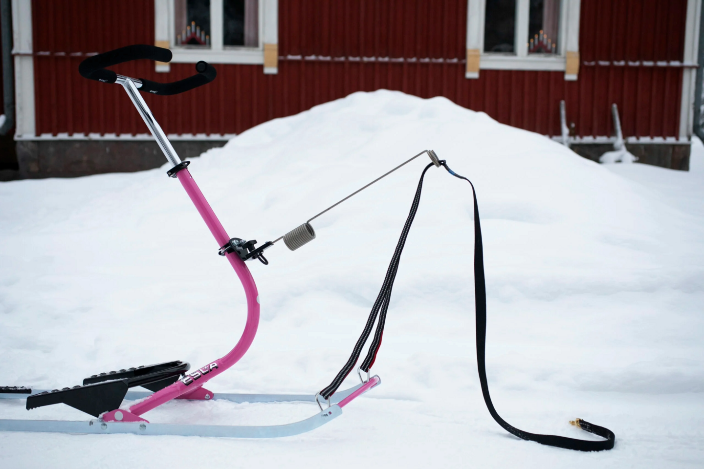 Potkukelkka ESLA Kickspark pinkki