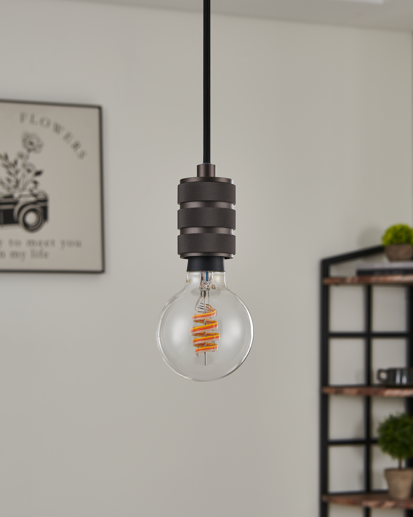 Led-polttimo EGLO connect.z RGB E27 G80 4,9W kirkas