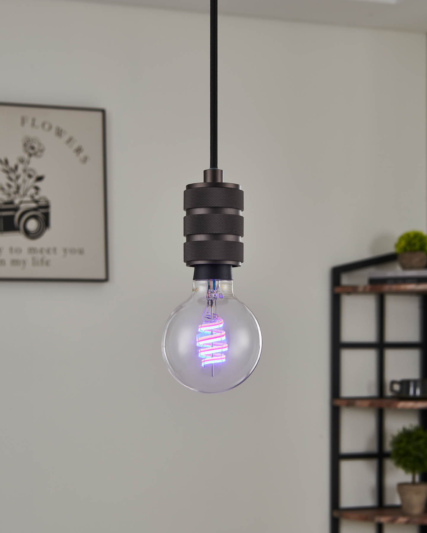 Led-polttimo EGLO connect.z RGB E27 G80 4,9W kirkas