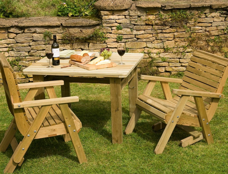 Tuoli Tammiston Puu Elli jatkojaloilla vihreä kestopuu