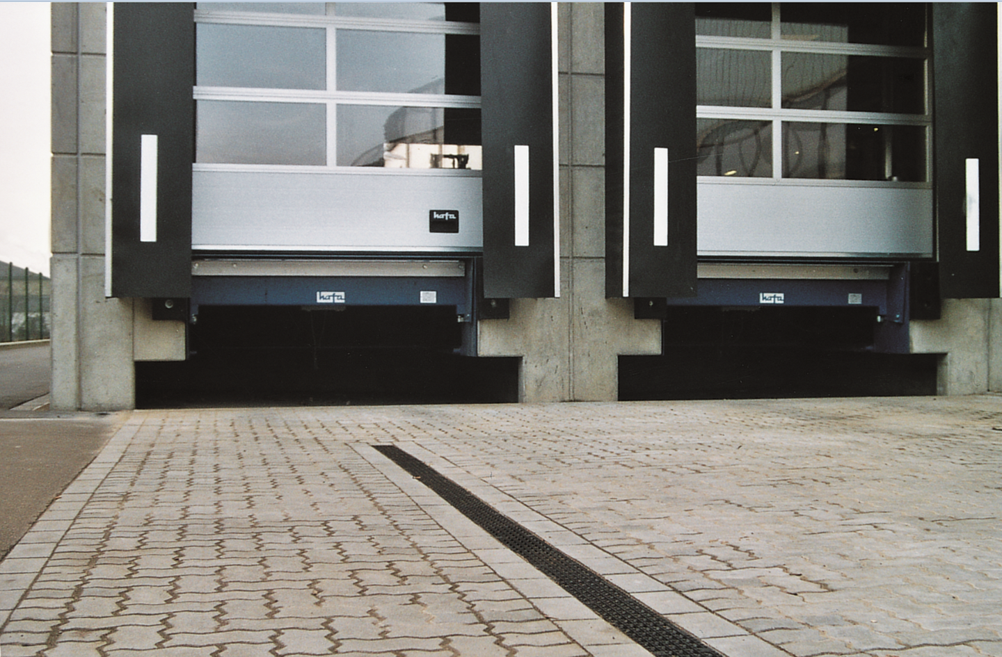 GAVEL MULTILINE TÄT V100S ACO UNIVERSAL 25X135