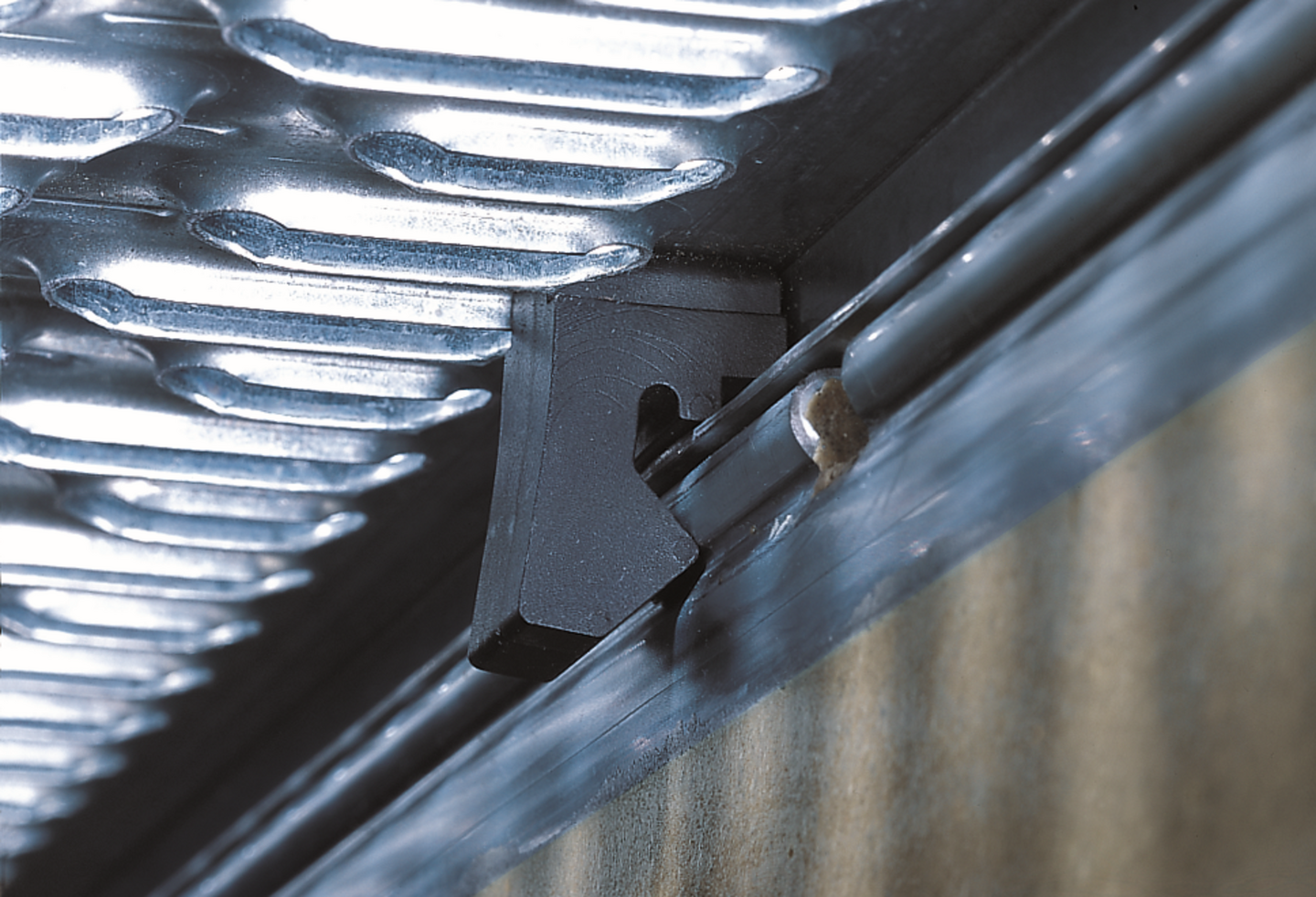 GAVEL MULTILINE TÄT V100S ACO UNIVERSAL 25X135