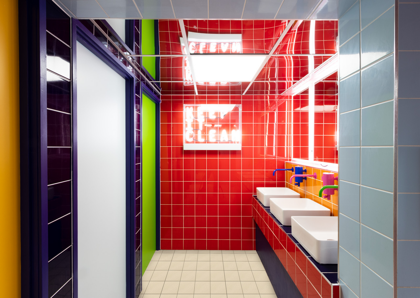 Seinälaatta Cello Primus 590.0 15x15 punainen kiiltävä 1,5m²