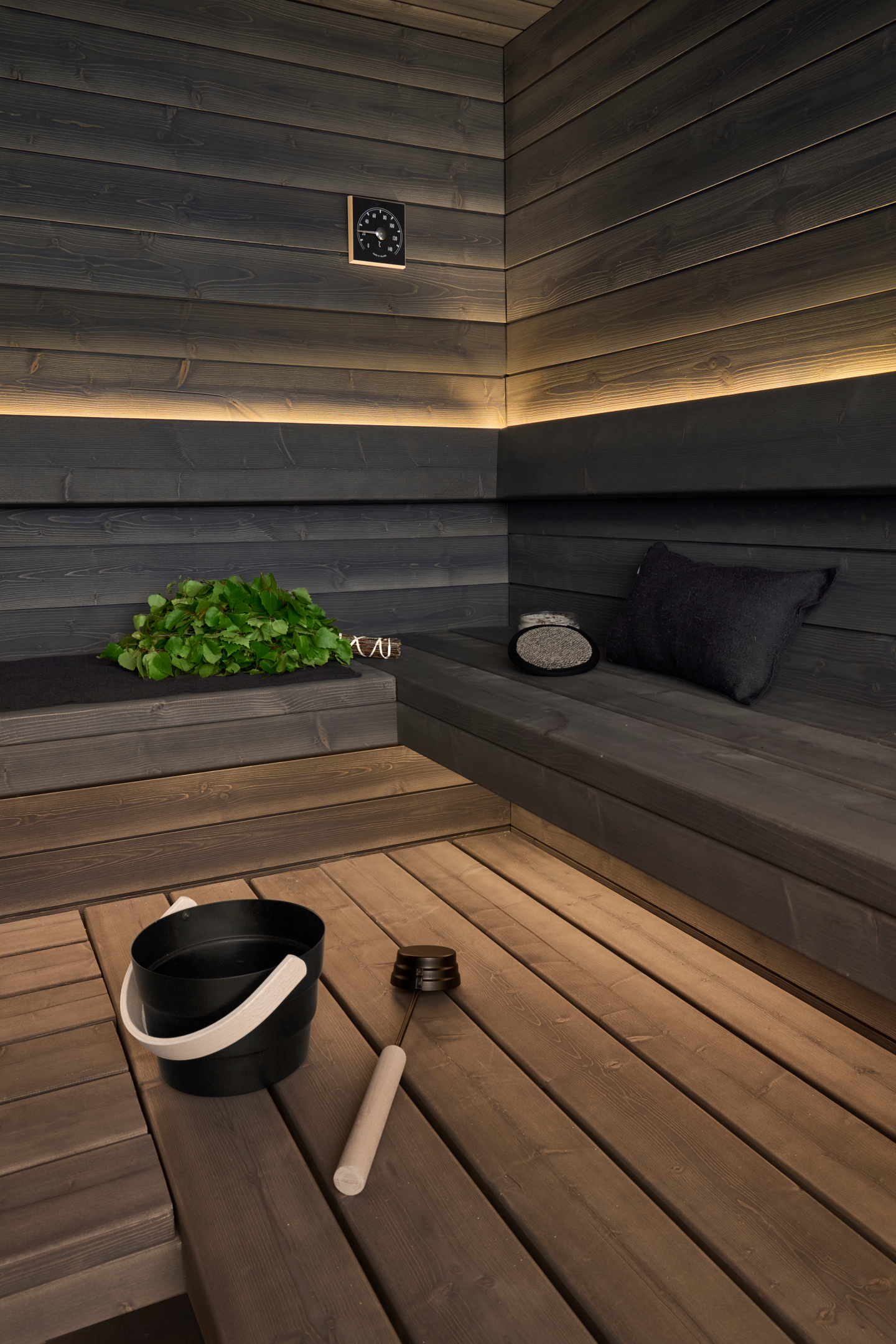 Led-valonauhasetti Cello 2,5m saunaan 260lm/m 2700K IP44/65