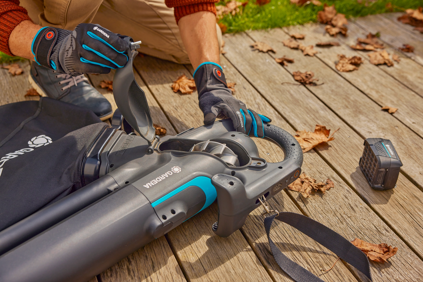 Akkupuhallin-imuri GARDENA PowerJet Collect 18V P4A Solo