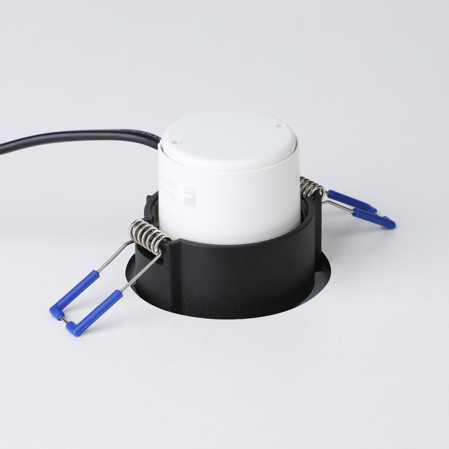 Alasvalo EGLO Salabate led 88mm 6W 380 lm 2700K himmennettävä IP44/20 musta