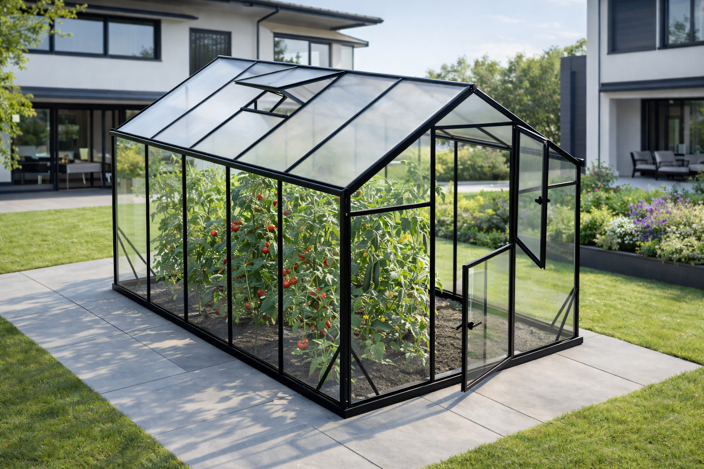 Kasvihuone Cello 5,8m² karkaistu lasi