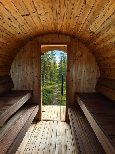 Tynnyrisauna Alex Standard 3,0m x 2,2m valmiiksi koottu