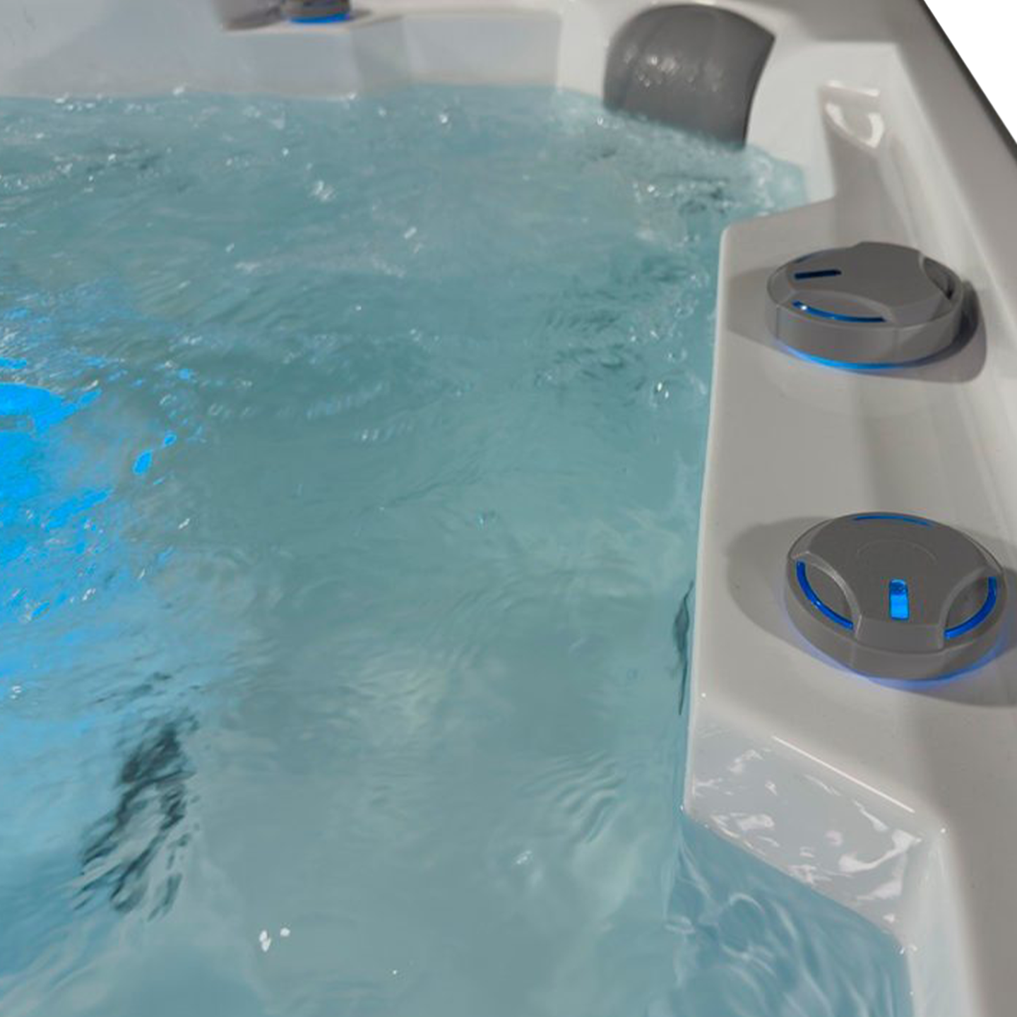 Ulkoporeallas Viva Spa Brage