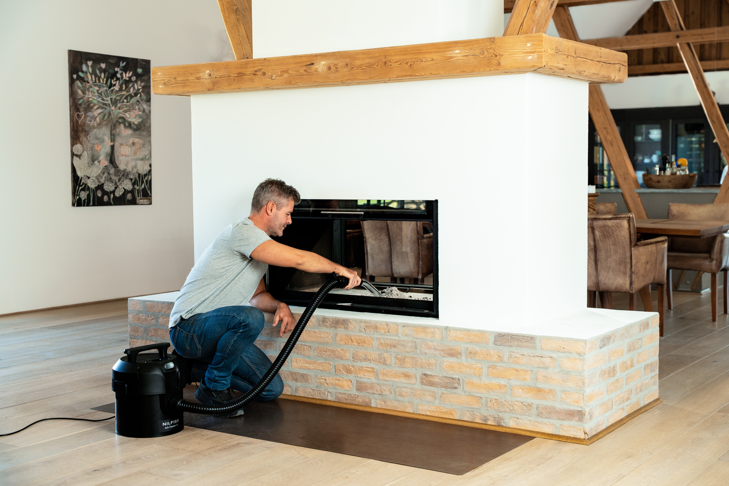 Tuhkaimuri Nilfisk Ash Cleaner 12