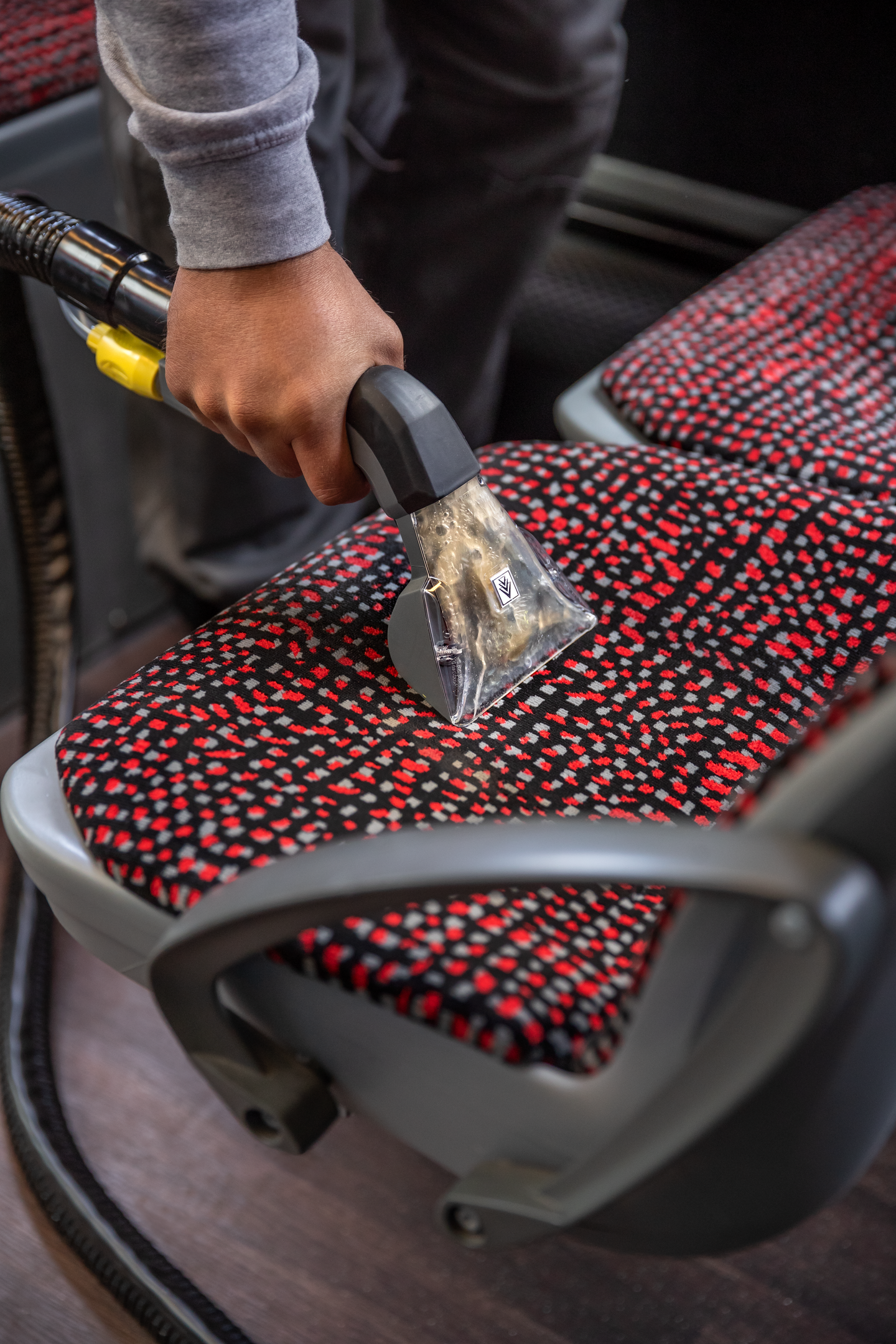 Tekstiilipesuri Kärcher Puzzi 8/1