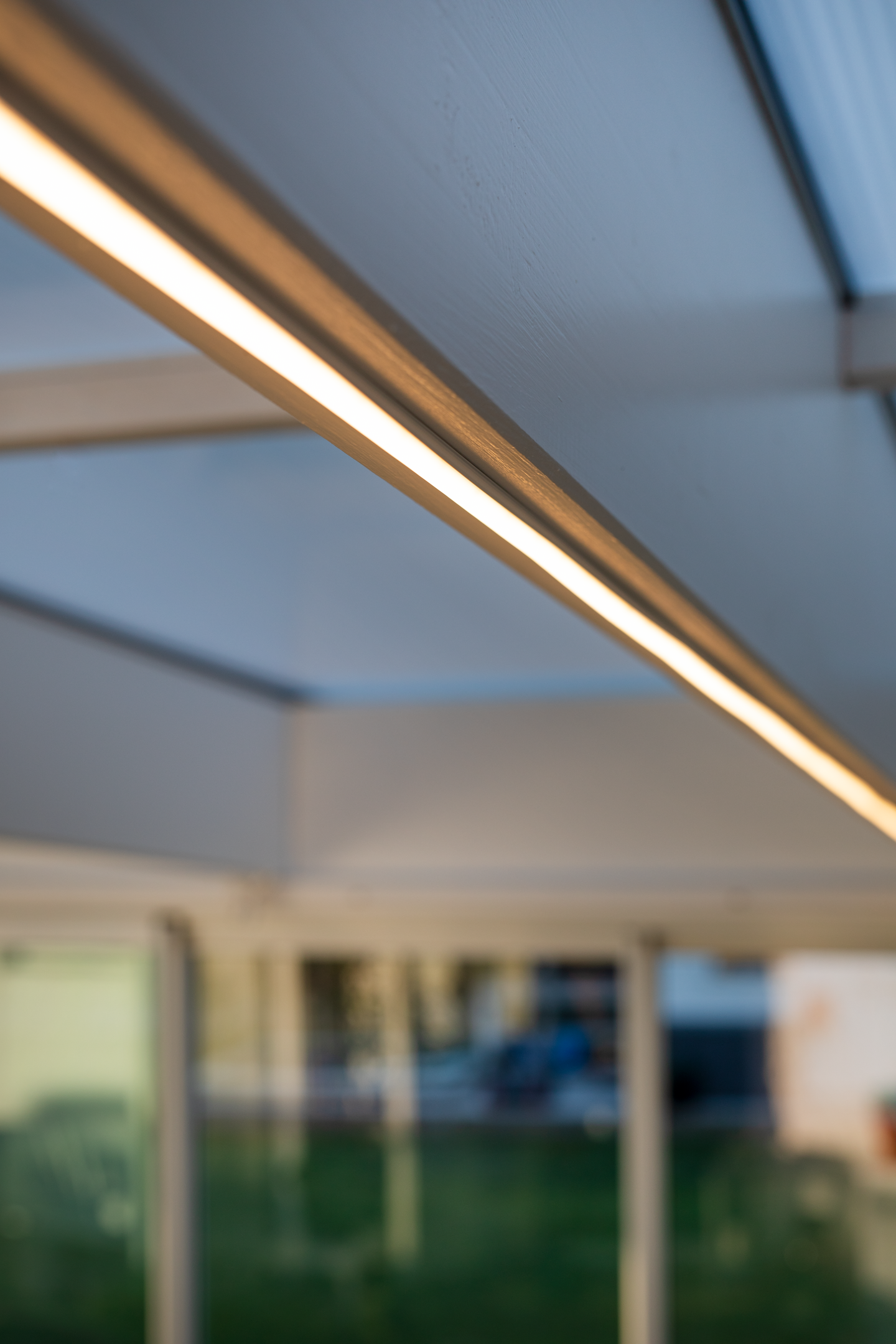 Profiili Hide-a-lite Art Slim valkoinen 2m