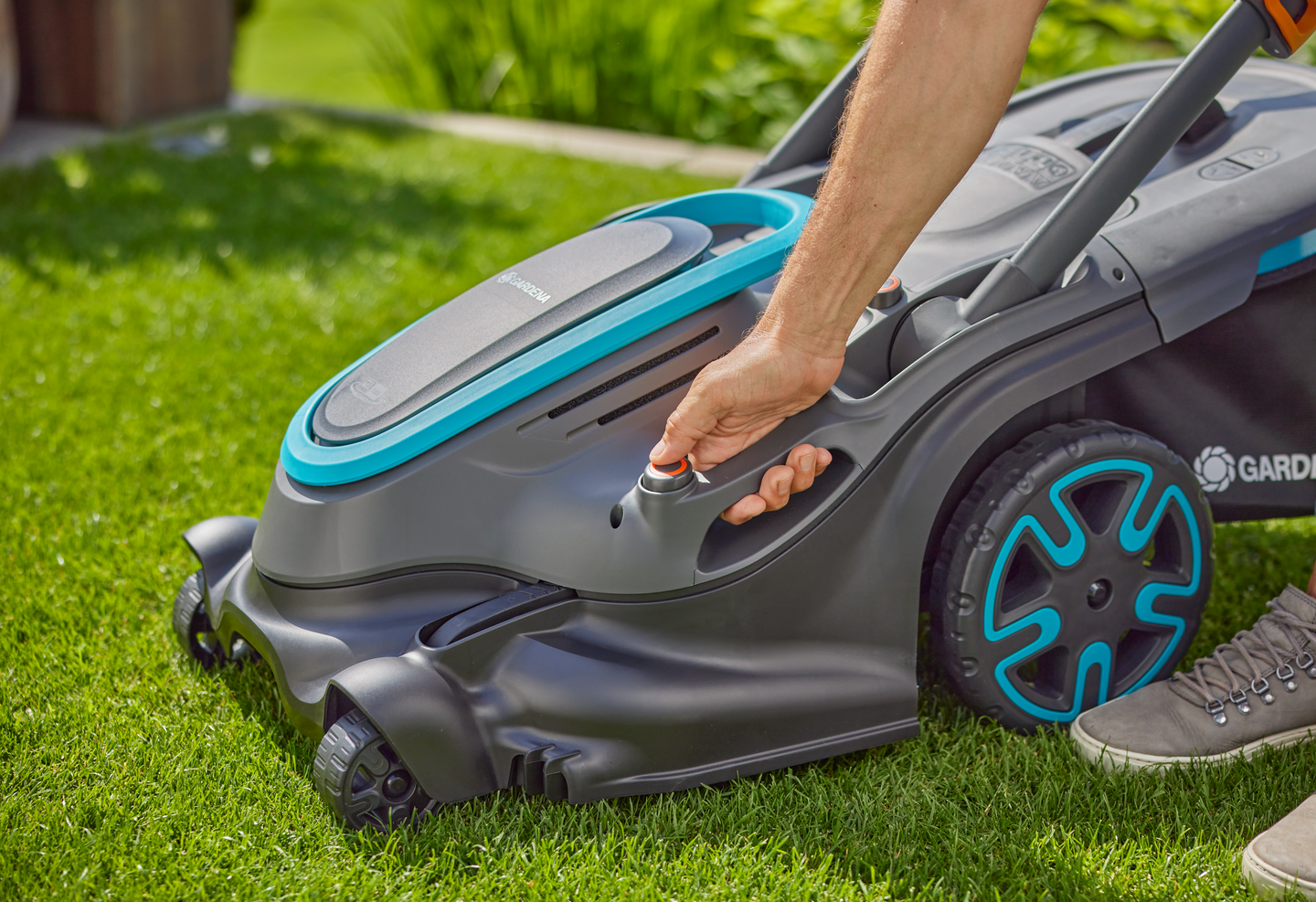 Akkuruohonleikkuri GARDENA PowerMax Duo 46/36V P4A 2x4,0Ah