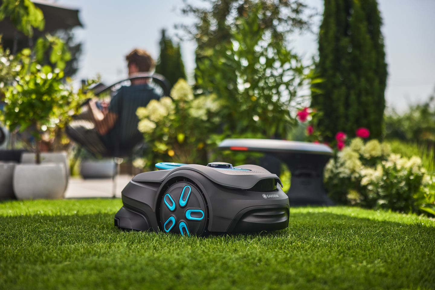 Robottiruohonleikkuri GARDENA smart SILENO sense 400