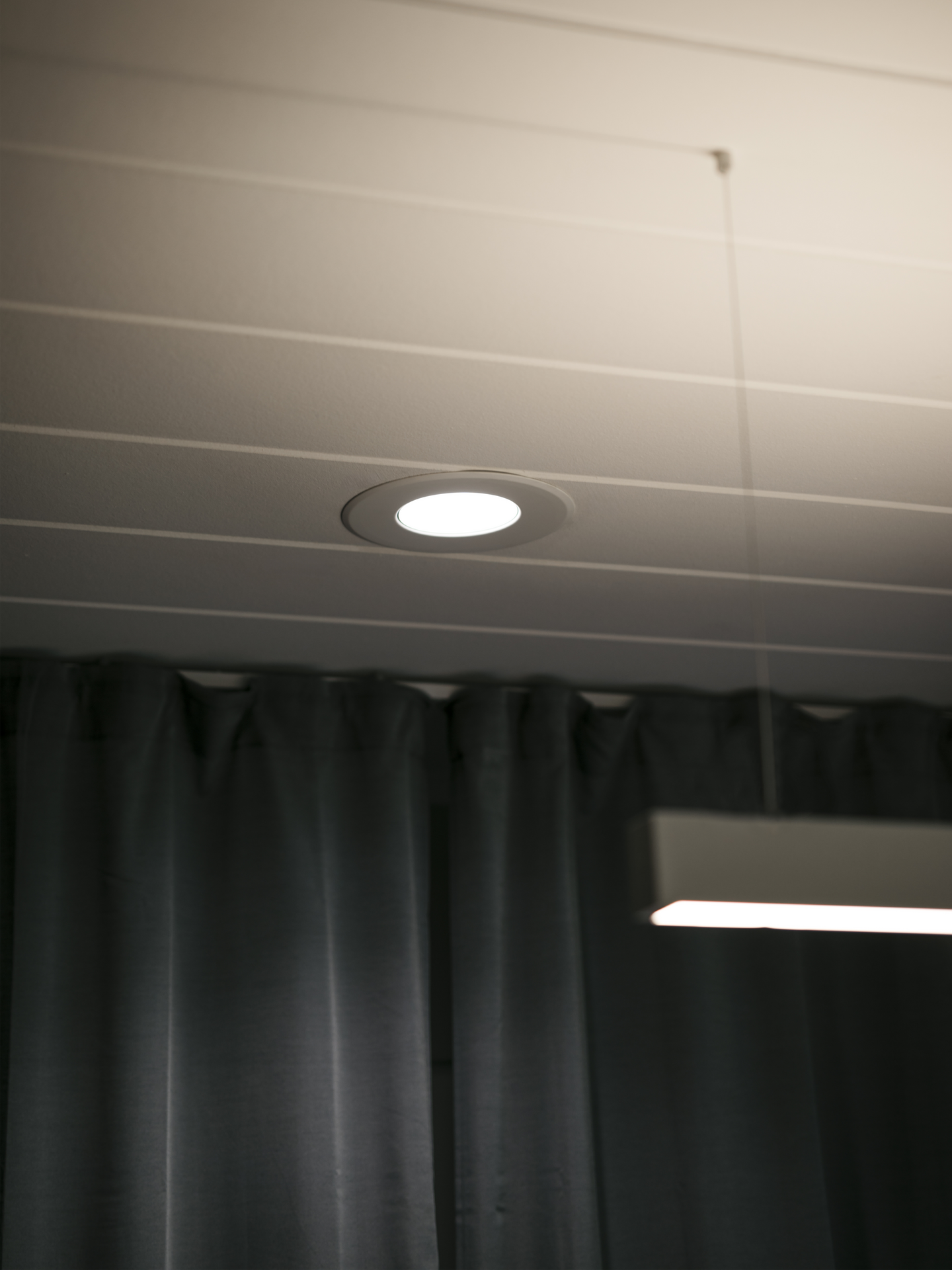 Alasvalo Hide-a-Lite Echo 270 Ip44 1870lm 3/4/5,7k Dim W