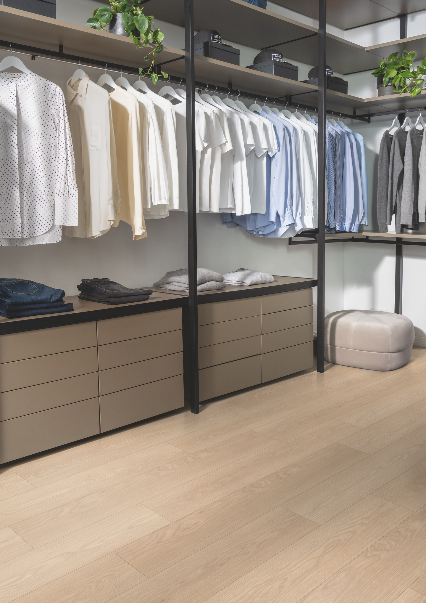 Laminaatti Egger EL2133 8mm KL32 V4 Sand Baronia Oak 1,99m²