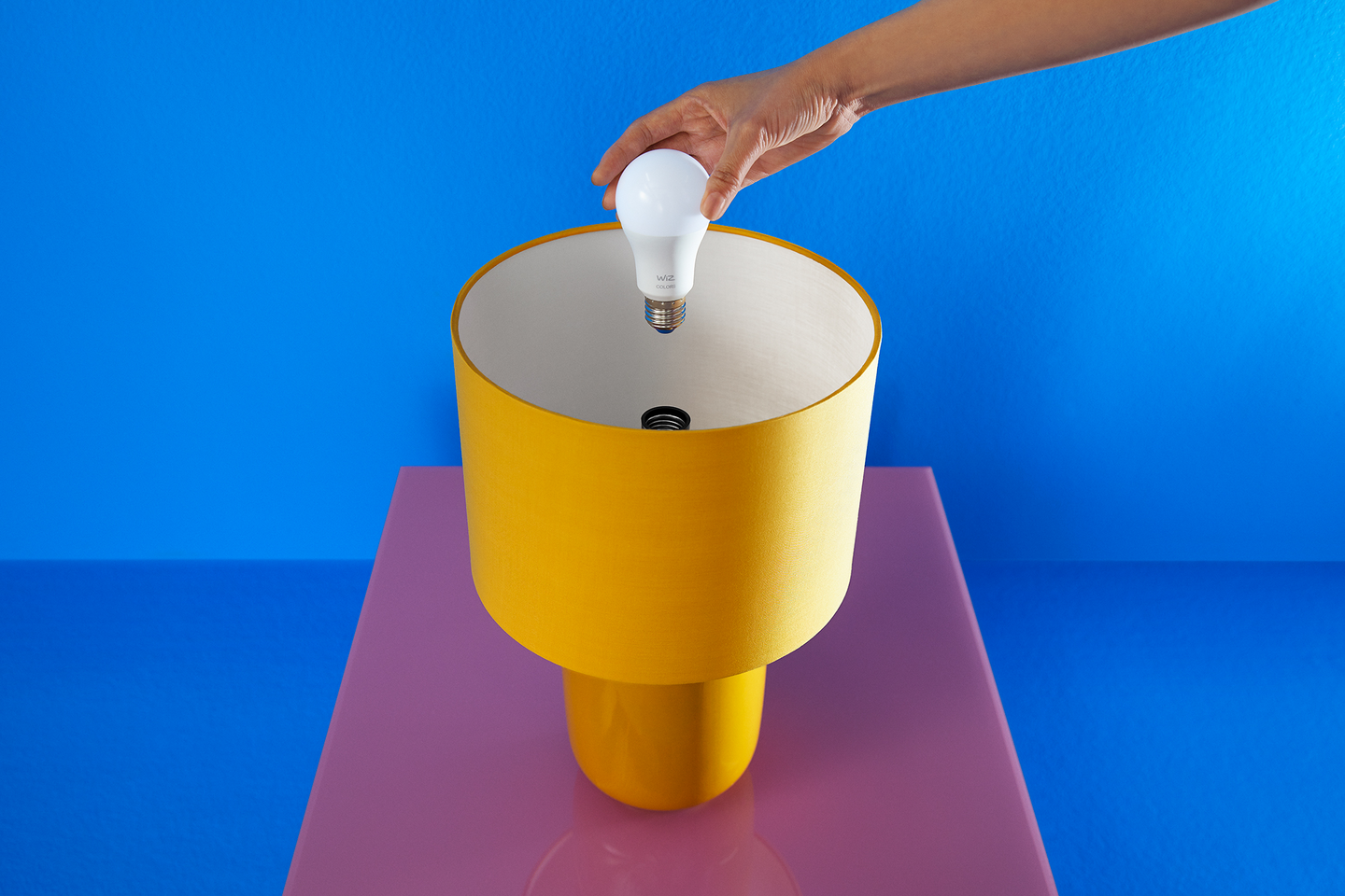 Led-lamppu WiZ WI-FI 8W E27 A60 922-65 RGB COLOR