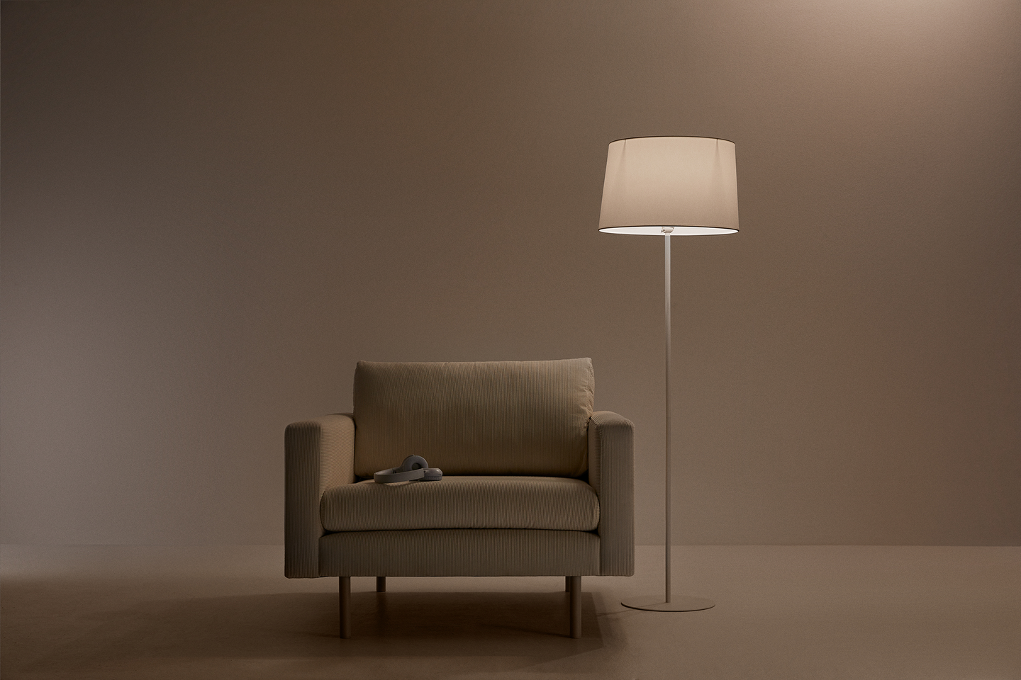 Led-lamppu WiZ WI-FI 8W E27 A60 HIMMENNETTÄVÄ