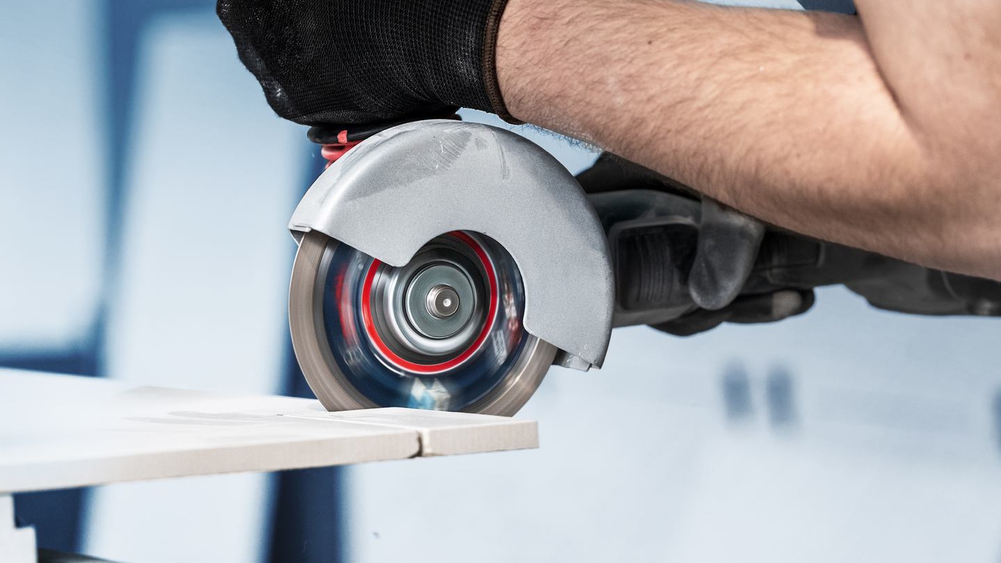 Timanttikatkaisulaikka Bosch EXPERT HardCeramic 115 x 22,23 x 1,4 x 10 mm