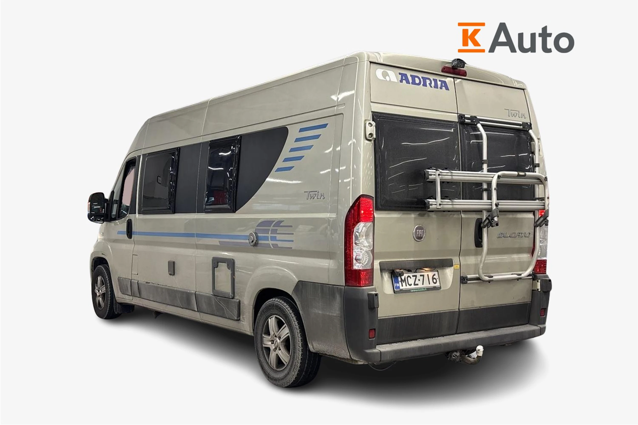 keltainen Adria TWIN 2010 kuva 2.