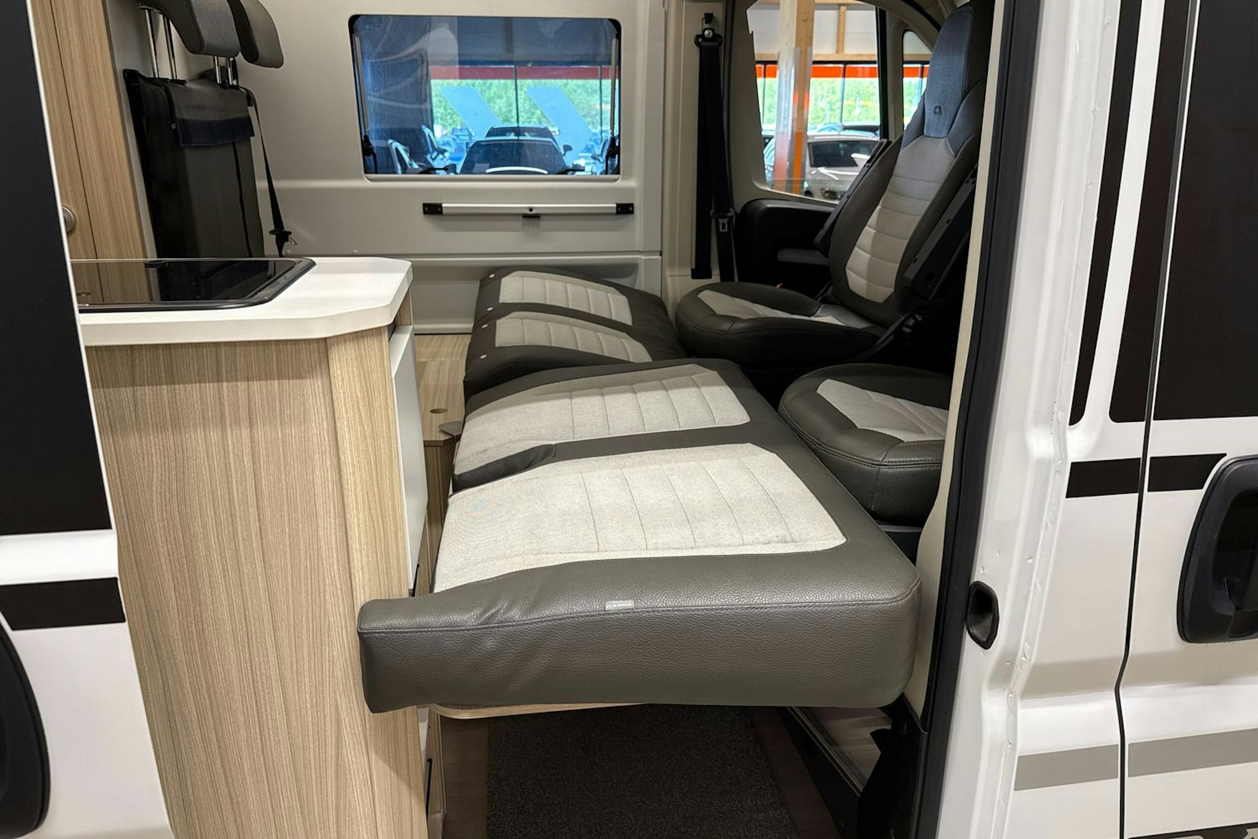 valkoinen Adria Twin 600 SP 2022 kuva 33.