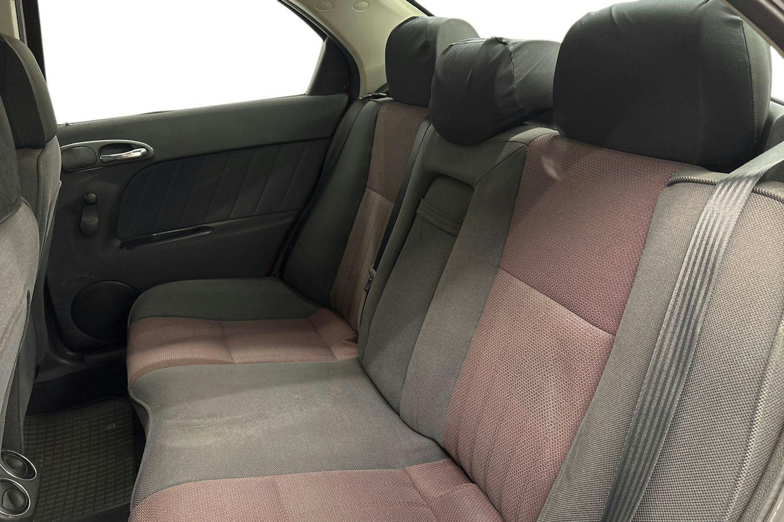 punainen Alfa Romeo 156 2003 kuva 10.