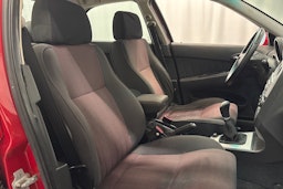 punainen Alfa Romeo 156 2003 kuva 14.