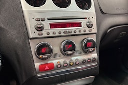 punainen Alfa Romeo 156 2003 kuva 21.