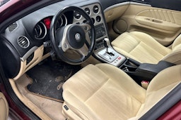 Punainen Alfa Romeo 159 2007 kuva 3.