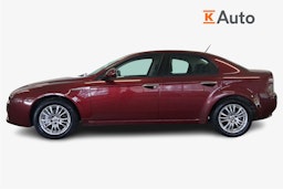 punainen Alfa Romeo 159 2008 kuva 6.