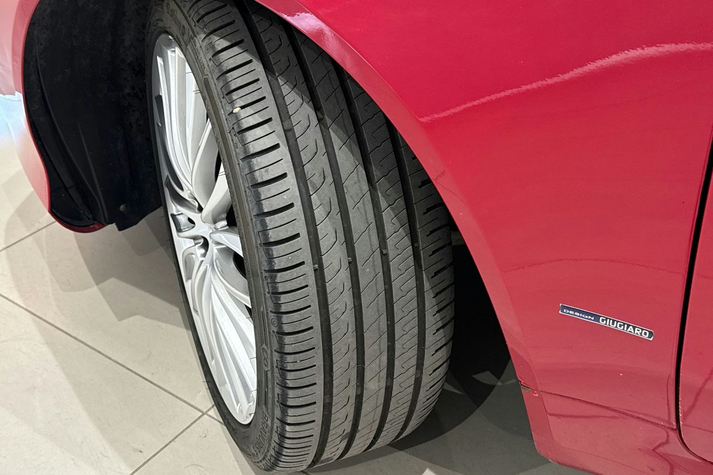 punainen Alfa Romeo Brera 2007 kuva 13.