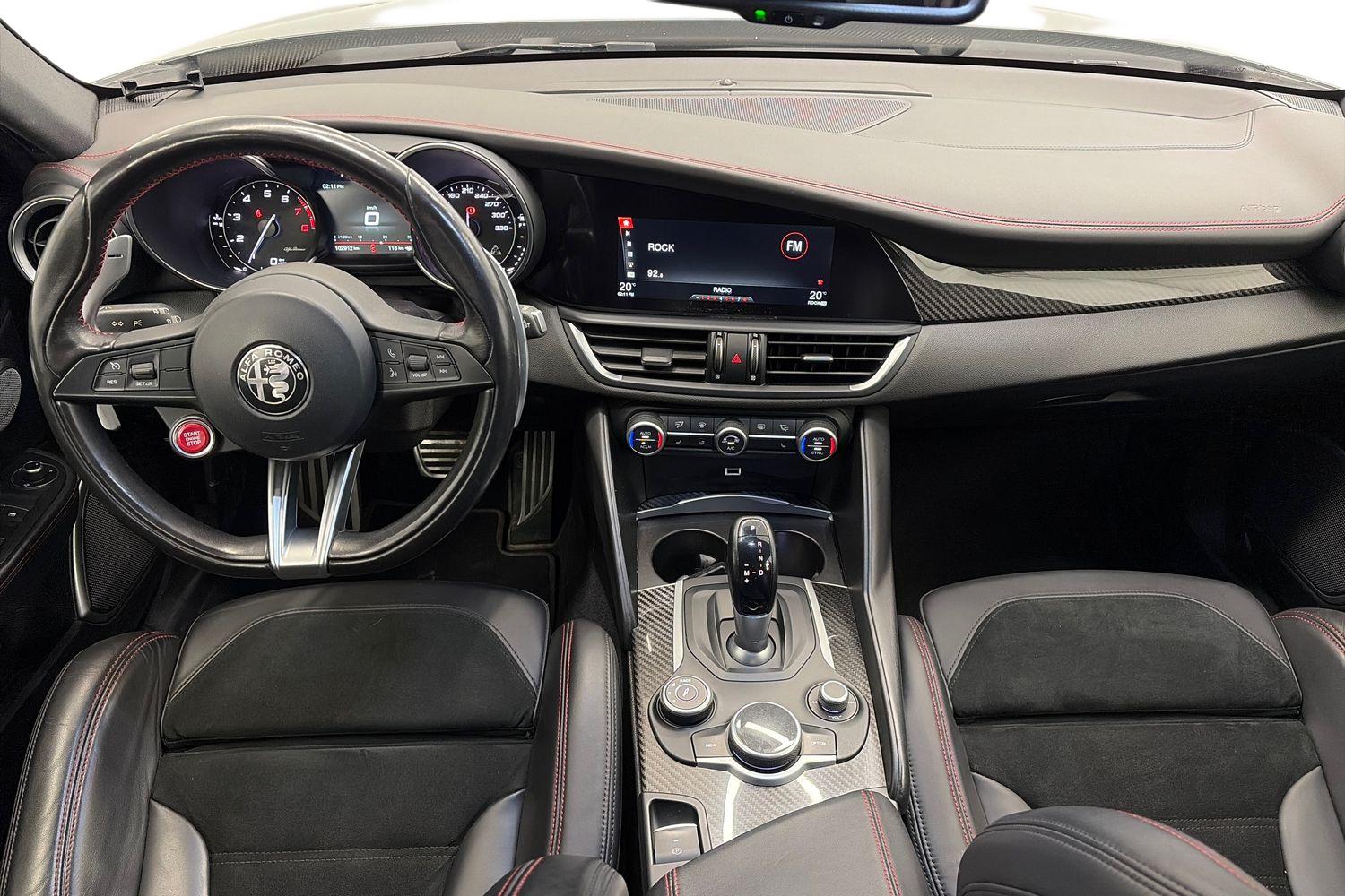 Alfa Romeo Giulia 2018, kuva 7/28