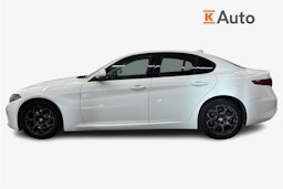 valkoinen Alfa Romeo Giulia 2018 kuva 6.
