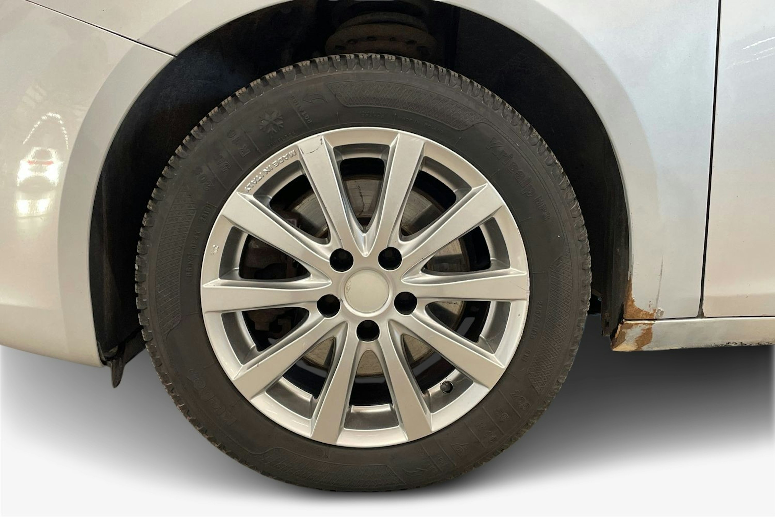 met. hopea Alfa Romeo Giulietta 2011 kuva 9.