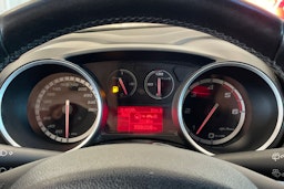 met. hopea Alfa Romeo Giulietta 2011 kuva 13.