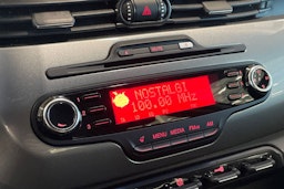 met. hopea Alfa Romeo Giulietta 2011 kuva 15.