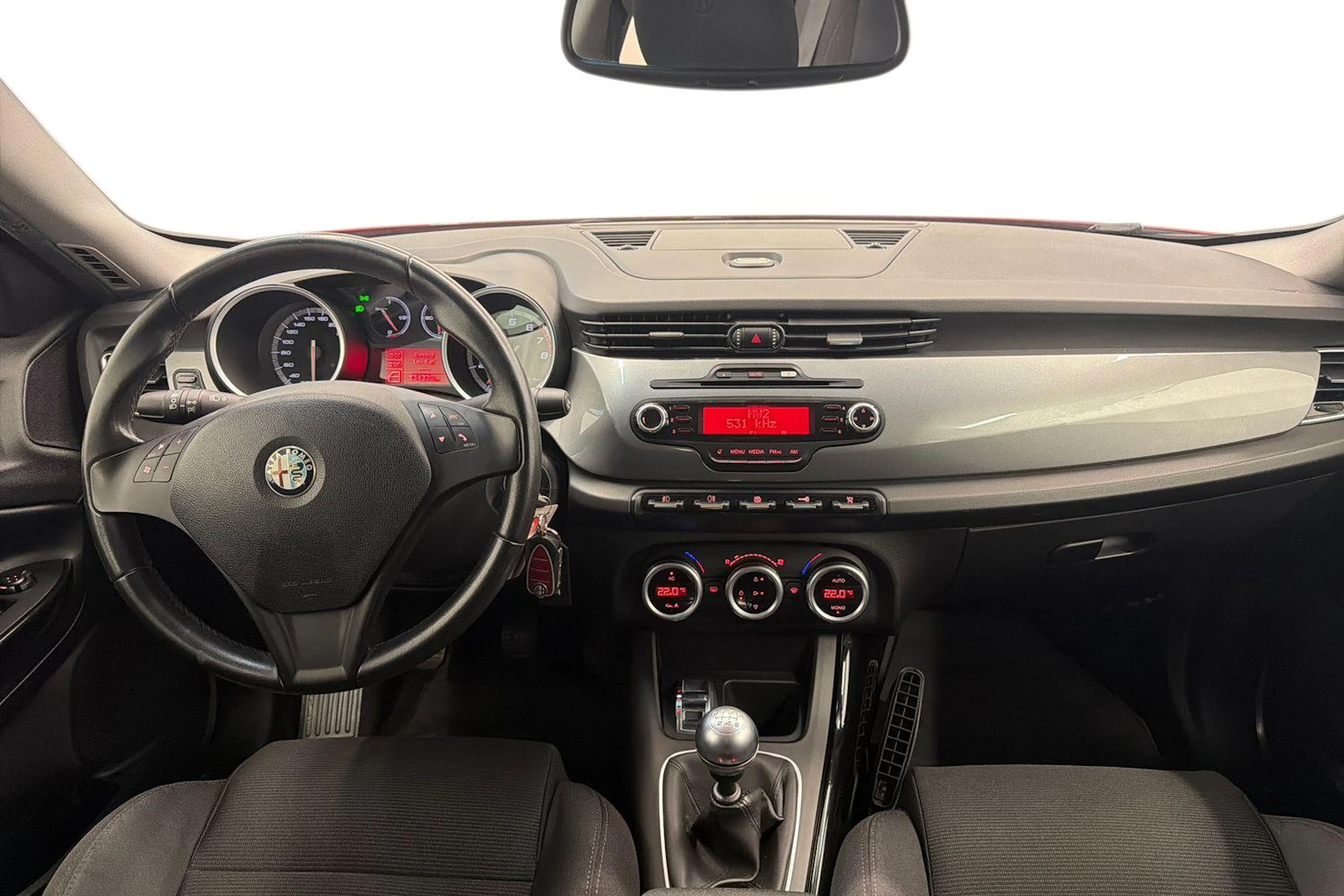 punainen Alfa Romeo Giulietta 2011 kuva 7.