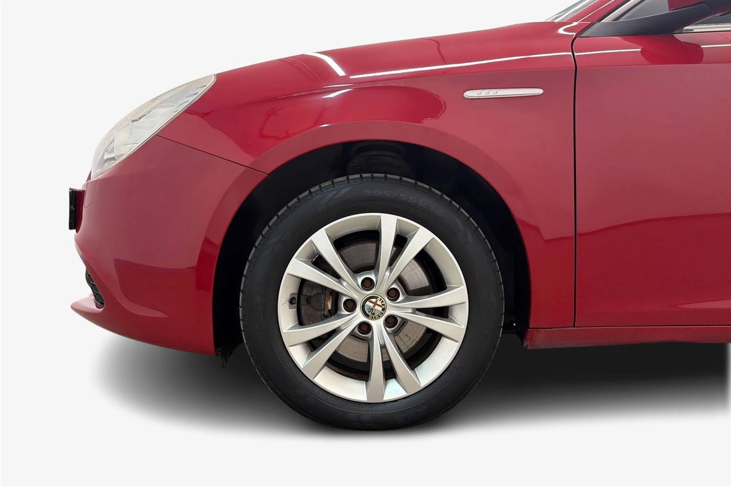 punainen Alfa Romeo Giulietta 2011 kuva 9.