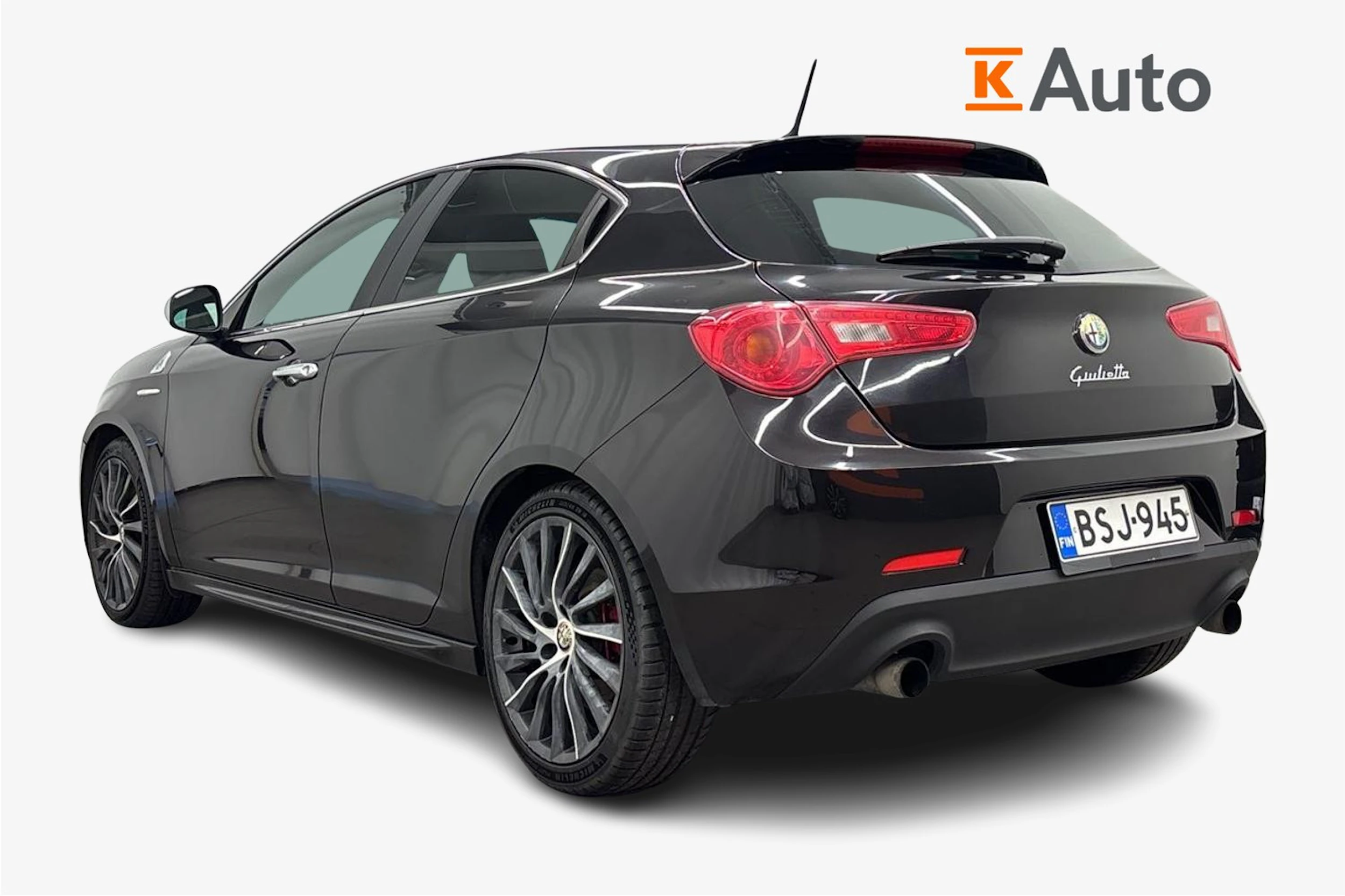 musta Alfa Romeo Giulietta 2012 kuva 2.