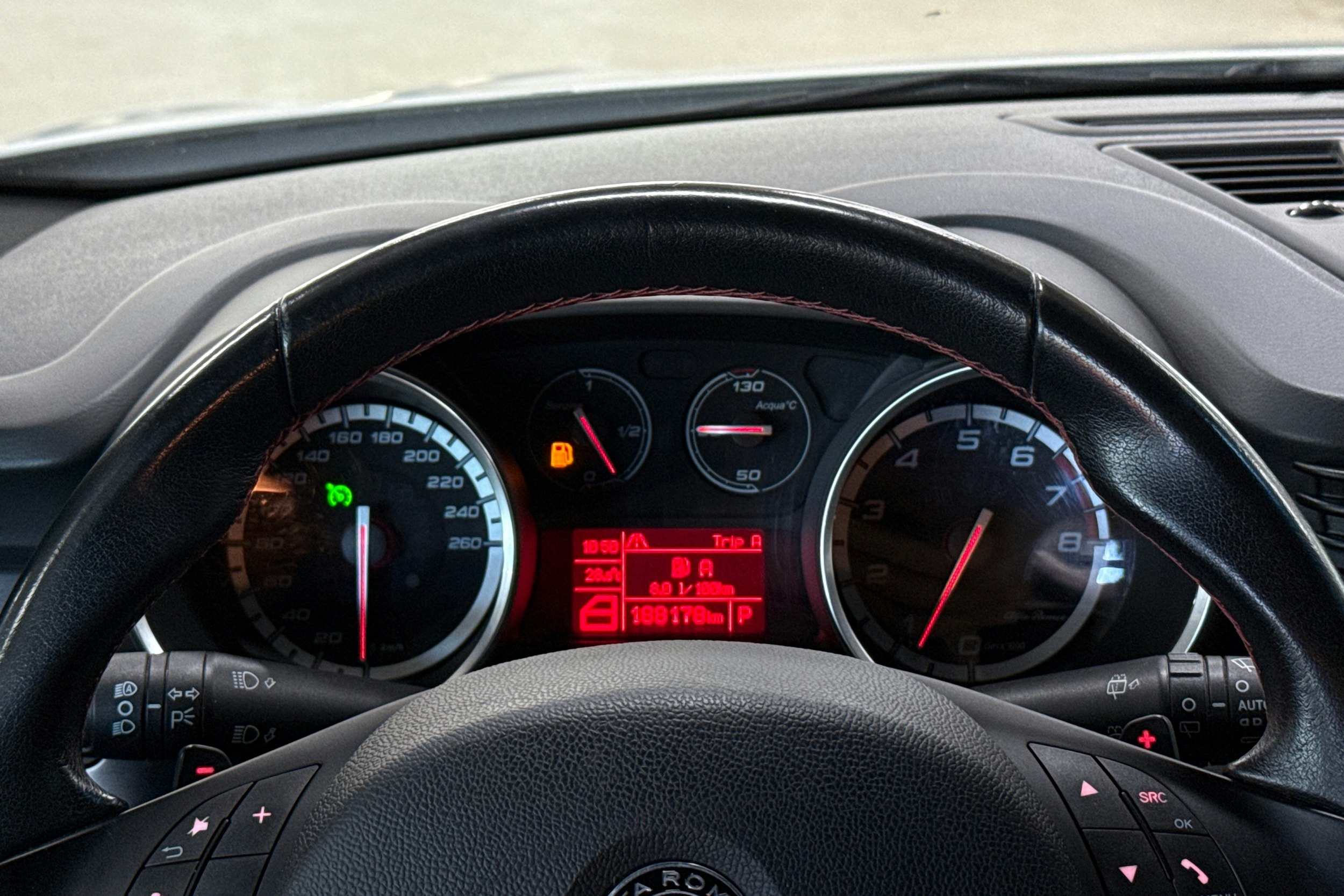 valkoinen Alfa Romeo Giulietta 2013 kuva 10.