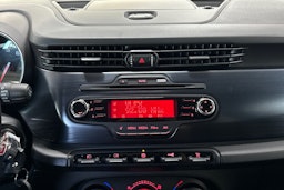 valkoinen Alfa Romeo Giulietta 2013 kuva 14.