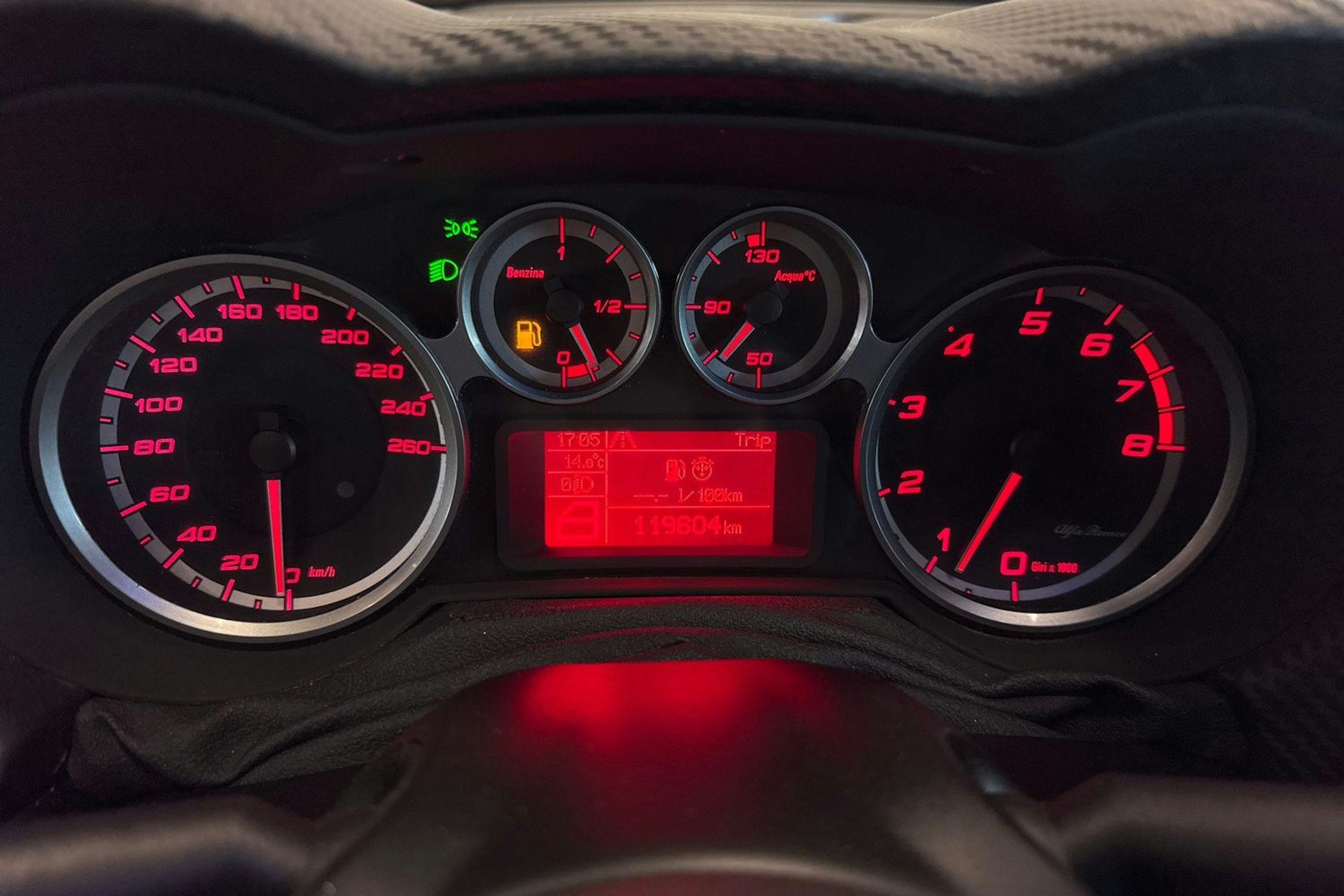 musta Alfa Romeo Mito 2010 kuva 14.