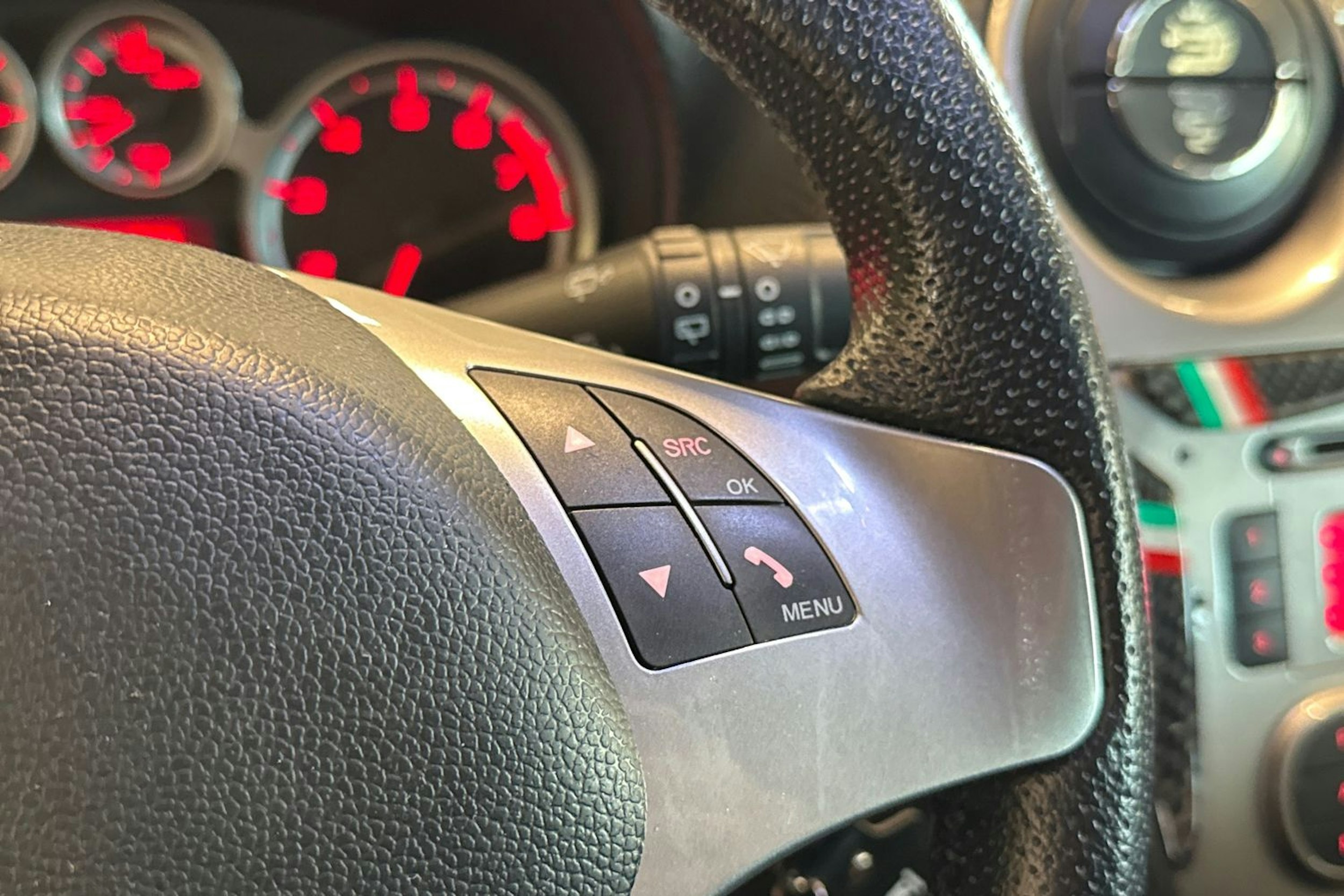 musta Alfa Romeo Mito 2010 kuva 17.