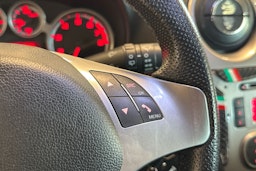 musta Alfa Romeo Mito 2010 kuva 17.