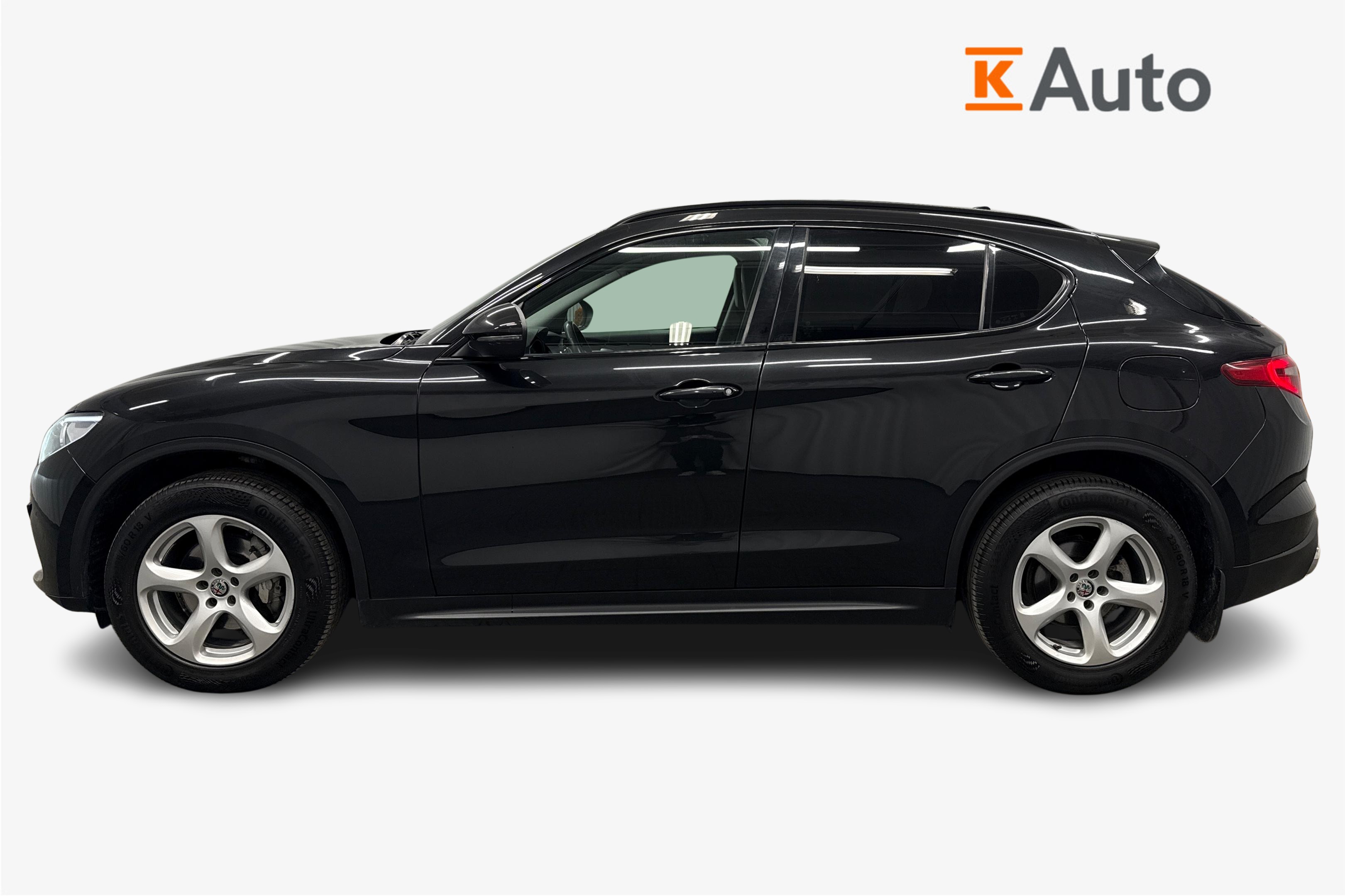 Alfa Romeo Stelvio 2017, kuva 5/24